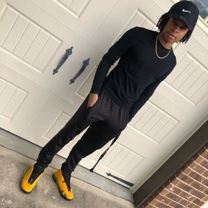 Meet your Posher, Jeffery